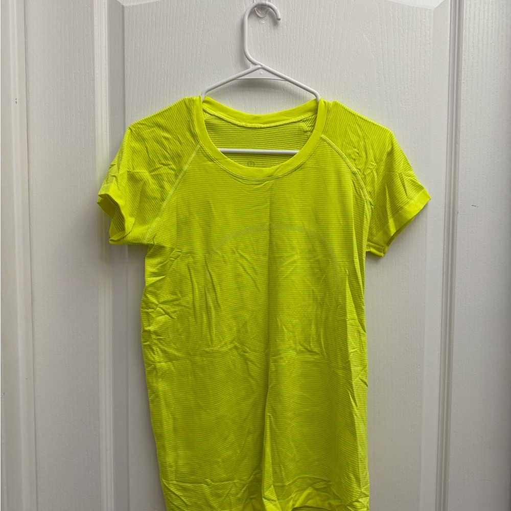 lululemon swiftly tech short sleeve shirt